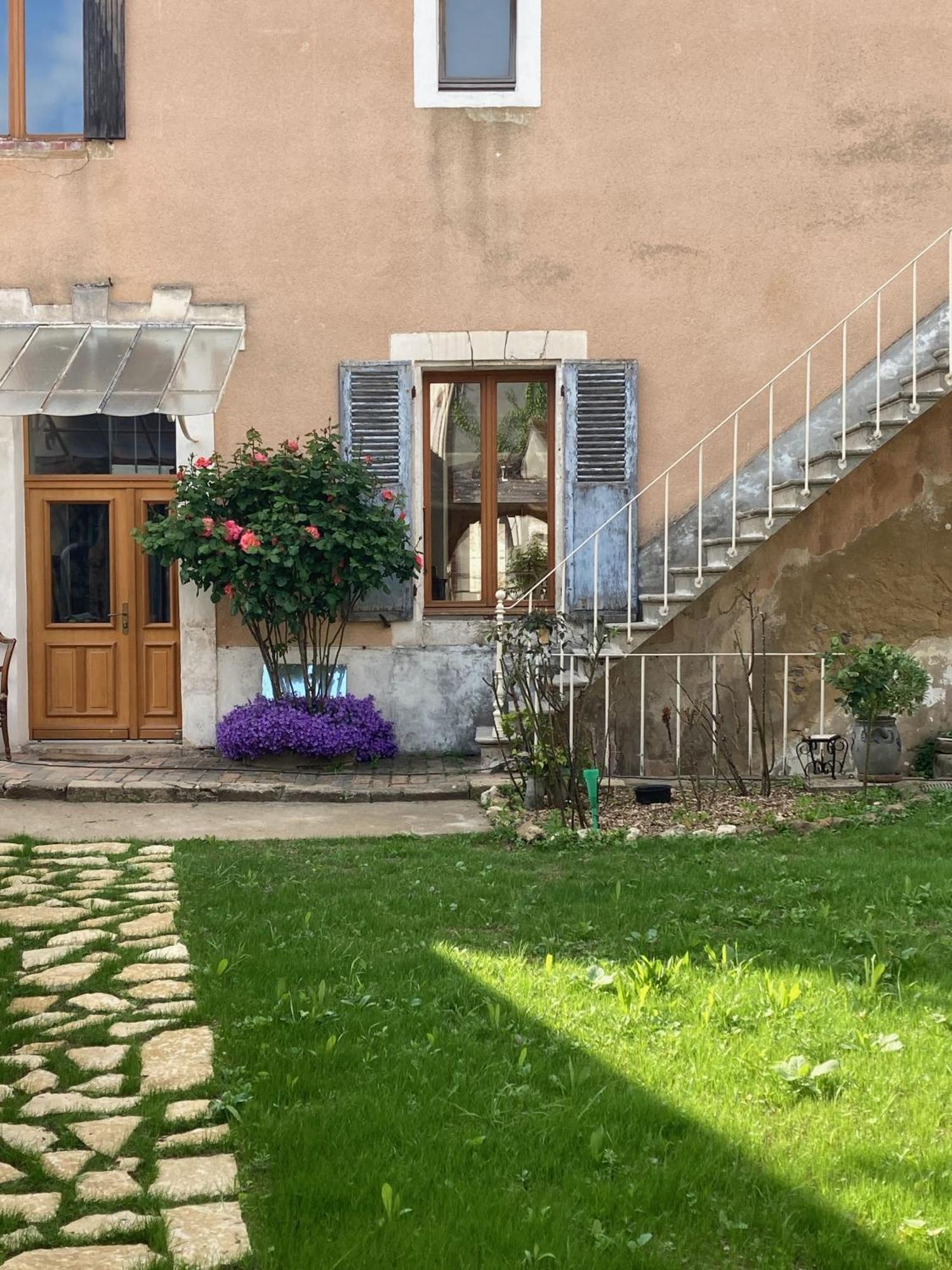 Sur Les Ailes Du Papillon-La Suite Saint-Sauveur-en-Puisaye Luaran gambar